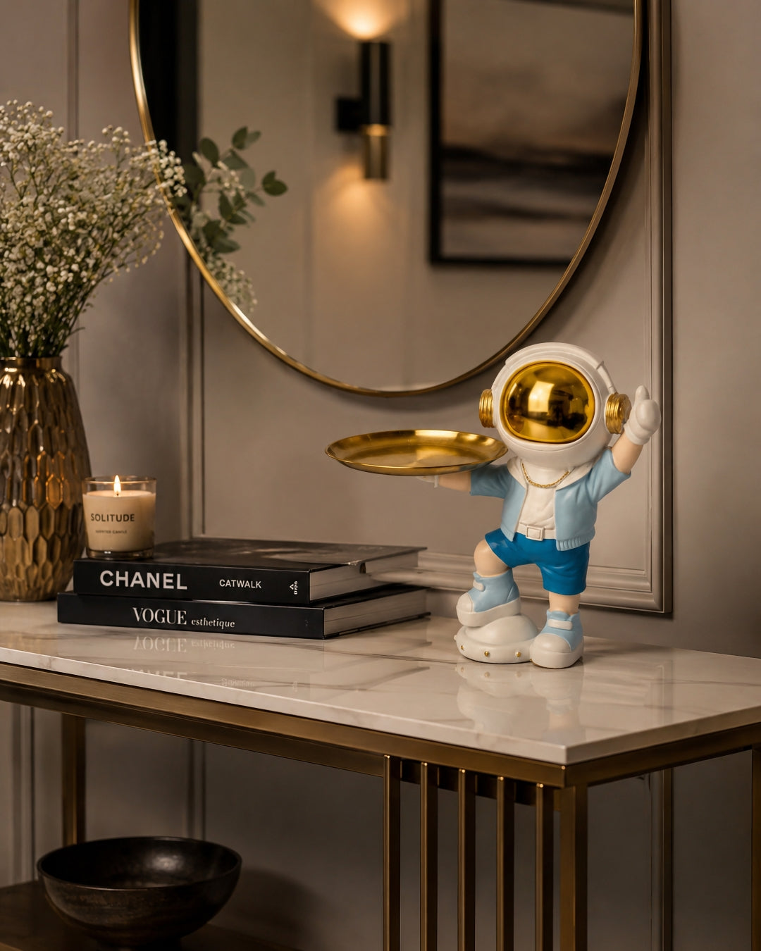Luxury Astronaut Butler Tray | Modern Resin Decorative Organizer | Premium Home Décor Showpiece